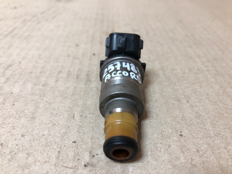 Форсунка топливная ACCORD CG 97-02 1999 CG1 3.0 J30A1