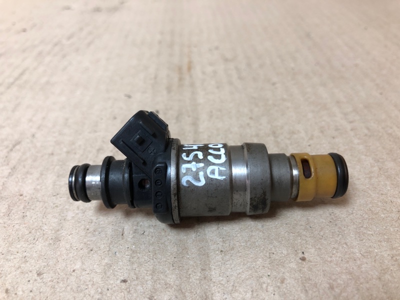 Форсунка топливная HONDA ACCORD CG 97-02 CG1 3.0 J30A1