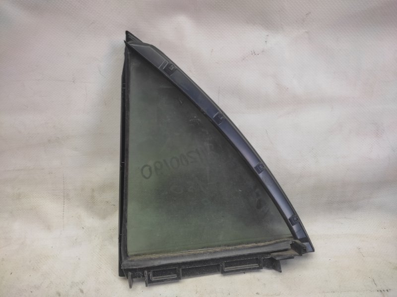 Стекло двери глухое заднее правое COROLLA 150 06-13