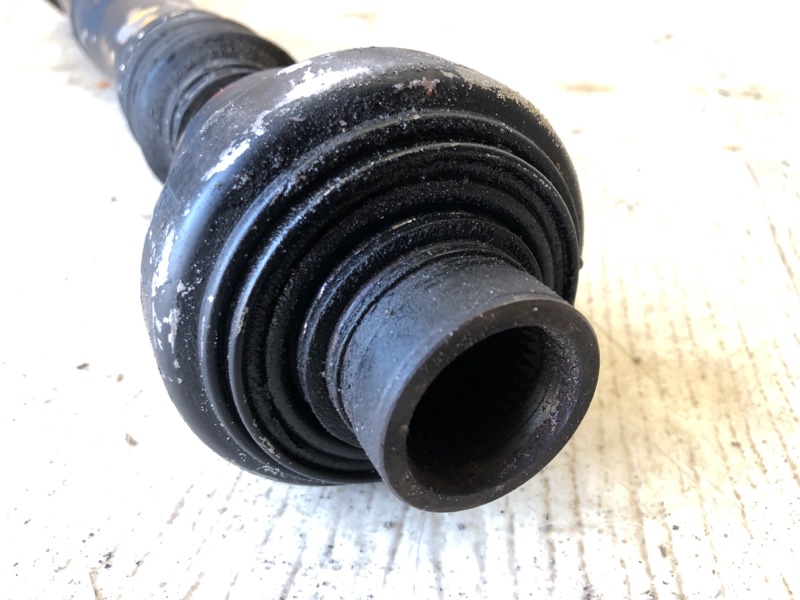 Карданный вал передний передний CAYENNE 10-18