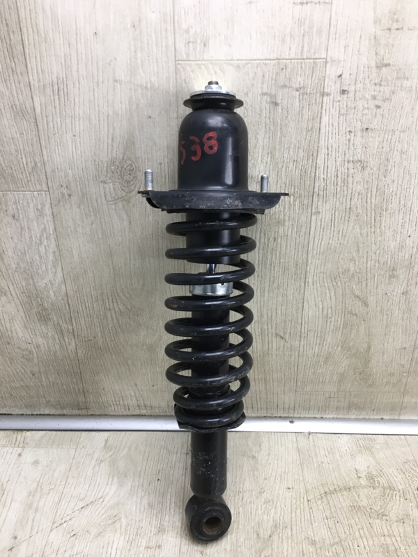 Амортизатор задний левый MATRIX 08-14 2008 Хэтчбек 1.8 2ZRFE