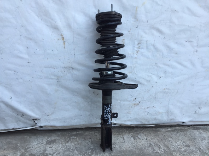 Запчасть амортизатор задний левый TOYOTA CAMRY 40 06-11 2008 Седан 2.4 2AZFE 48540-09660 Б/У Амортизатор задний левый TOYOTA CAMRY 40 06-11 2008 Седан 2.4 2AZFE 48540-09660 Б/У