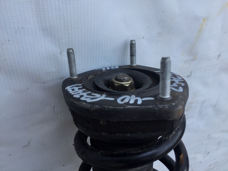 Амортизатор задний левый TOYOTA CAMRY 40 06-11 Седан 2.4 2AZFE Амортизатор задний левый TOYOTA CAMRY 40 06-11 Седан 2.4 2AZFE