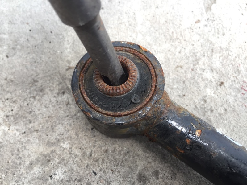 Рычаг задней подвески поперечный нижний задний IS300 99-05 2000 JCE10L 3.0 2JZGE