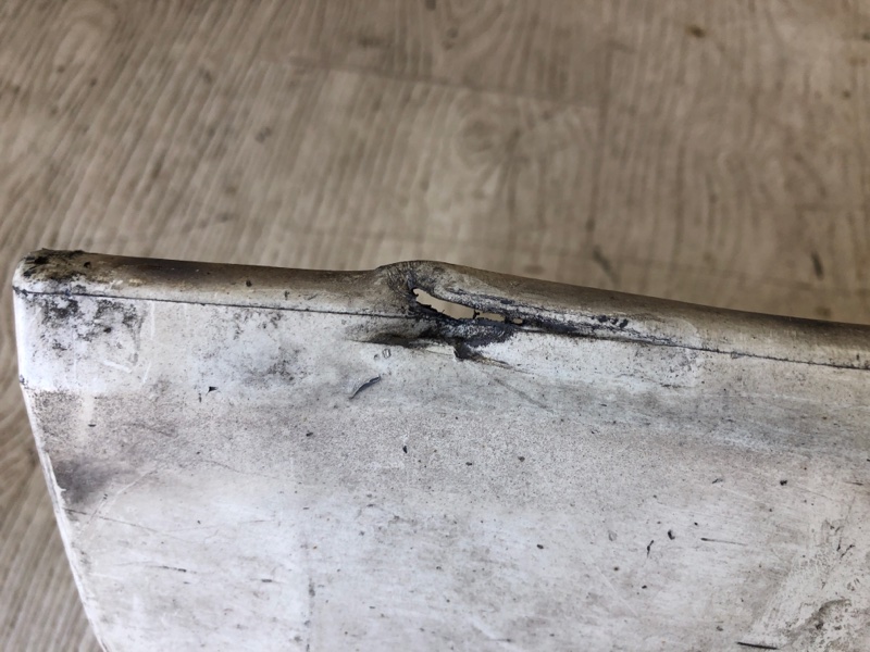 Накладка порога наружная левая 300 04-10 2008 Седан 3.5 EGG