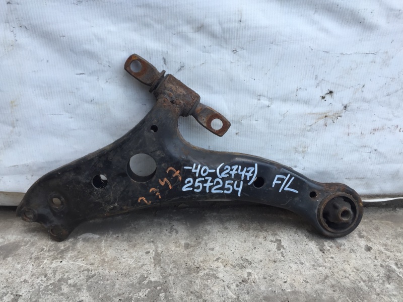 Рычаг передней подвески нижний левый TOYOTA CAMRY 40 06-11 2008 Седан 2.4 2AZFE 48069-06150 Б/У