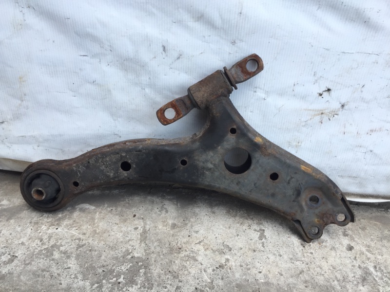 Рычаг передней подвески нижний левый TOYOTA CAMRY 40 06-11 Седан 2.4 2AZFE