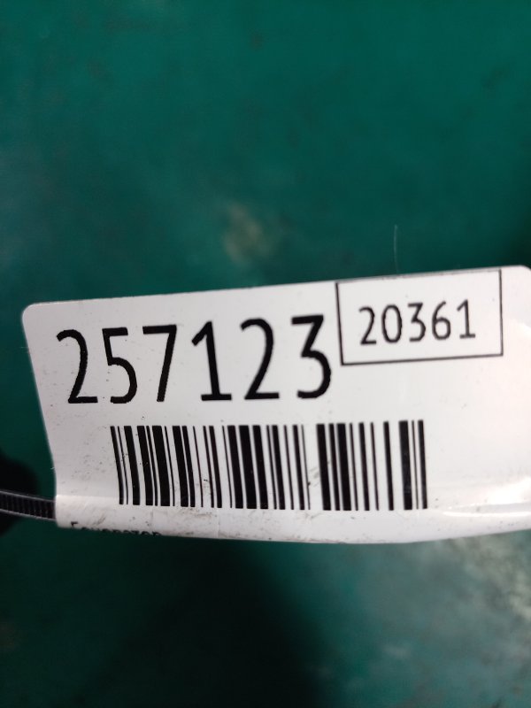 Генератор S70 97-00 1999 Седан 2.5 Генератор S70 97-00 1999 Седан 2.5