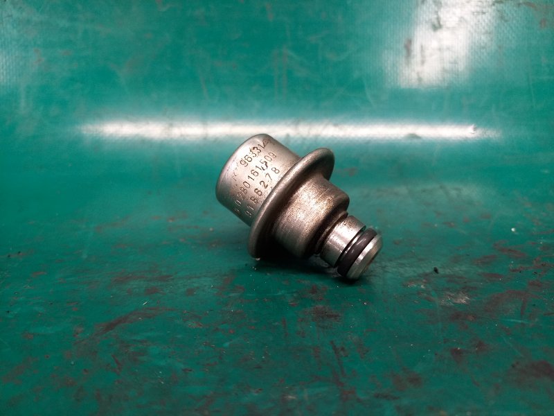 Запчасть клапан давления топлива VOLVO S70 97-00 1999 Седан 2.5 9186278 Б/У Клапан давления топлива VOLVO S70 97-00 1999 Седан 2.5 9186278 Б/У