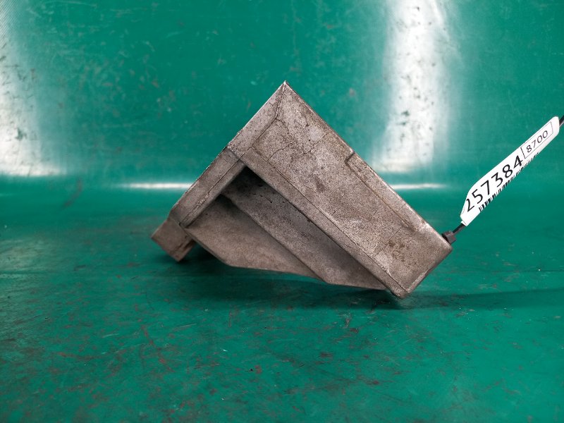 Кронштейн КПП GRAND CHEROKEE 11-22 2013 Внедорожник 5.7 Кронштейн КПП GRAND CHEROKEE 11-22 2013 Внедорожник 5.7