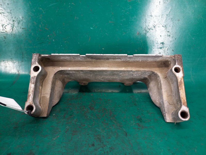 Кронштейн КПП GRAND CHEROKEE 11-22 2013 Внедорожник 5.7 Кронштейн КПП GRAND CHEROKEE 11-22 2013 Внедорожник 5.7