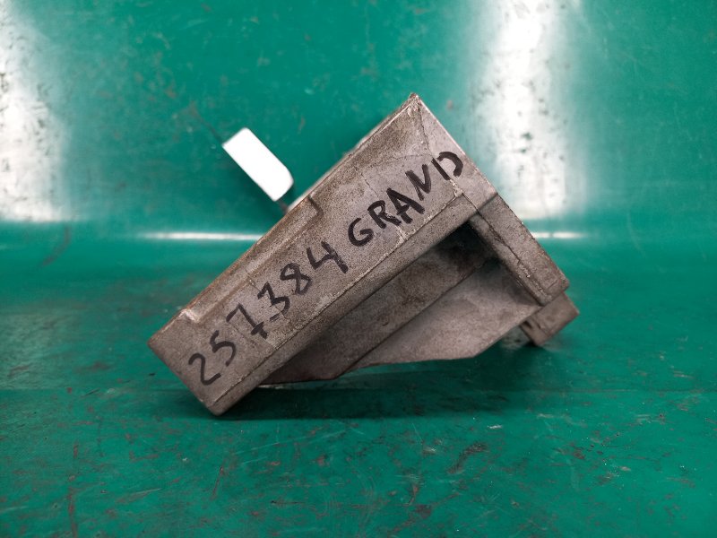 Кронштейн КПП GRAND CHEROKEE 11-22 2013 Внедорожник 5.7 Кронштейн КПП GRAND CHEROKEE 11-22 2013 Внедорожник 5.7