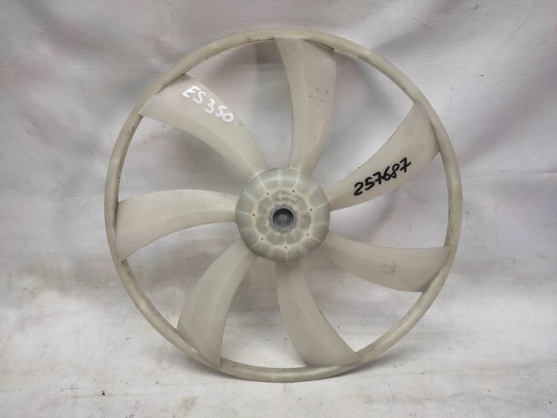 Крыльчатка вентилятора основного радиатора правая LEXUS ES350 06-12 16361-31130 Б/У