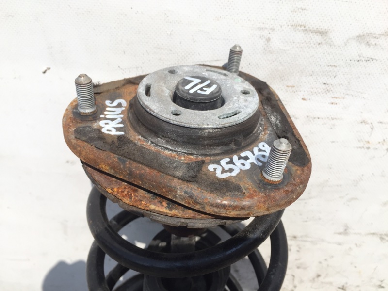 Амортизатор передний левый TOYOTA PRIUS - 30 09-17 ZVW30 2ZR-FXE Амортизатор передний левый TOYOTA PRIUS - 30 09-17 ZVW30 2ZR-FXE