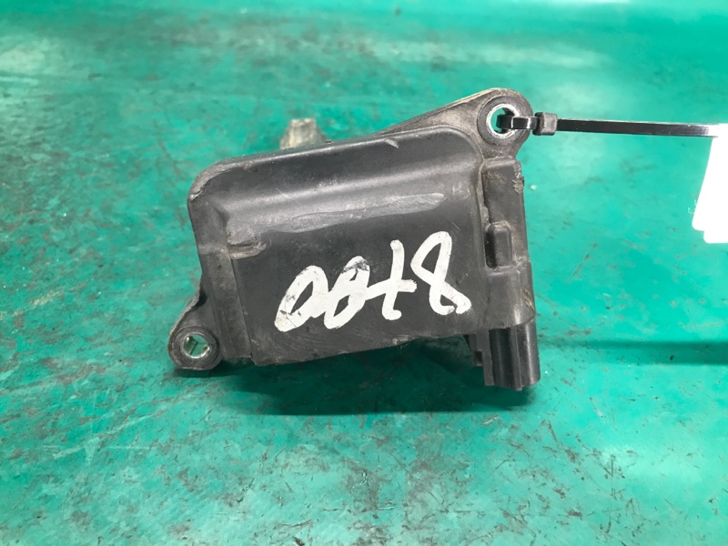 Катушка зажигания GRAND CHEROKEE 11-22 2013 Внедорожник 5.7 Катушка зажигания GRAND CHEROKEE 11-22 2013 Внедорожник 5.7