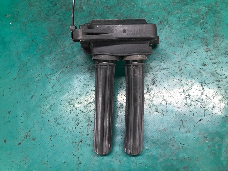 Запчасть катушка зажигания JEEP GRAND CHEROKEE 11-22 2013 Внедорожник 5.7 56029129AF Б/У Катушка зажигания JEEP GRAND CHEROKEE 11-22 2013 Внедорожник 5.7 56029129AF Б/У