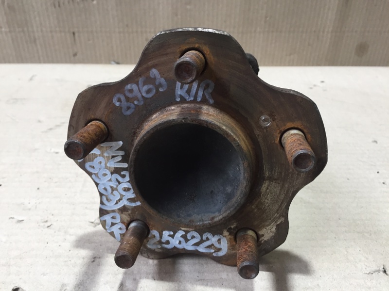 Ступица задняя NV200 USA 13- 2017 M20X 2.0 MR20DE