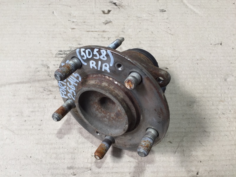 Ступица задняя FORTE/CERATO TD 08-13 2012 Седан G4KD 2.0L