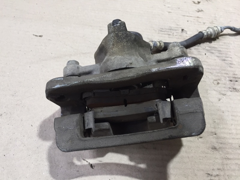 Суппорт тормозной задний левый FORTE/CERATO TD 08-13 2012 Седан G4KD 2.0L Суппорт тормозной задний левый FORTE/CERATO TD 08-13 2012 Седан G4KD 2.0L