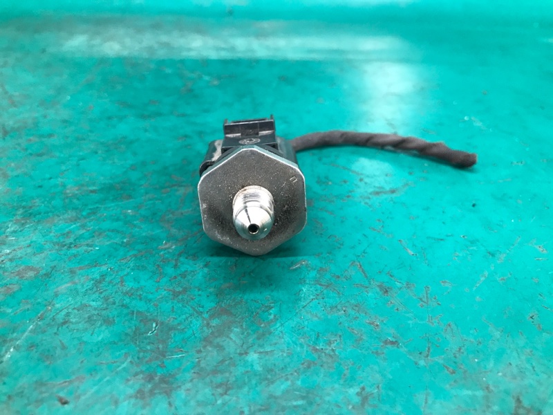 Датчик давления топлива A3 (8V) 12–17 2015 Седан CNSB 1.8L Датчик давления топлива A3 (8V) 12–17 2015 Седан CNSB 1.8L