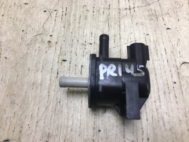 Клапан электромагнитный (вакуумный) PRIUS - 30 09-17