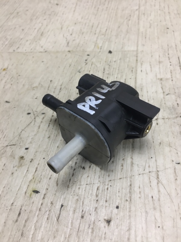 Клапан электромагнитный (вакуумный) PRIUS - 30 09-17