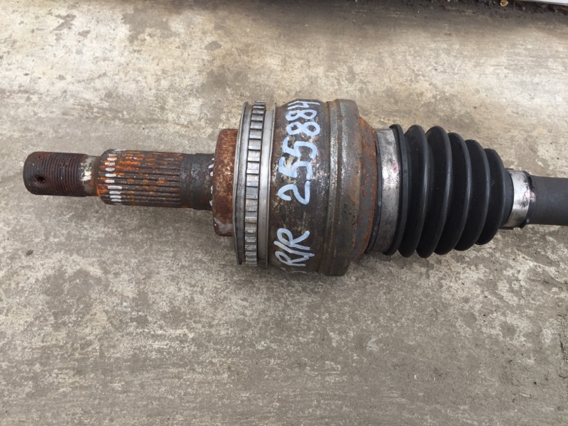 Привод задний правый LEXUS IS300 99-05 JCE10L 3.0 2JZGE