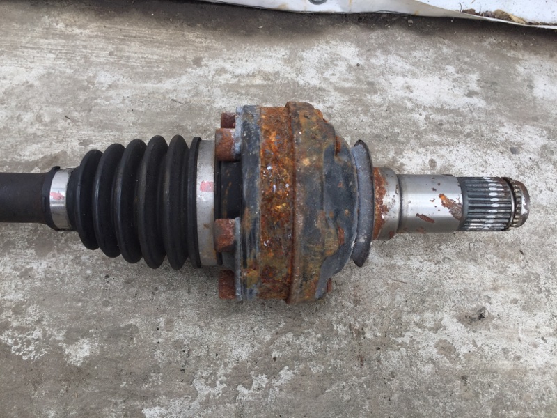 Привод задний правый IS300 99-05 2000 JCE10L 3.0 2JZGE