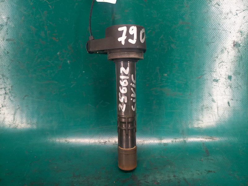 Запчасть катушка зажигания HONDA CIVIC ES 00-05 2001 Седан 1.6 D16W7 30520-PGK-A01 Б/У Катушка зажигания HONDA CIVIC ES 00-05 2001 Седан 1.6 D16W7 30520-PGK-A01 Б/У