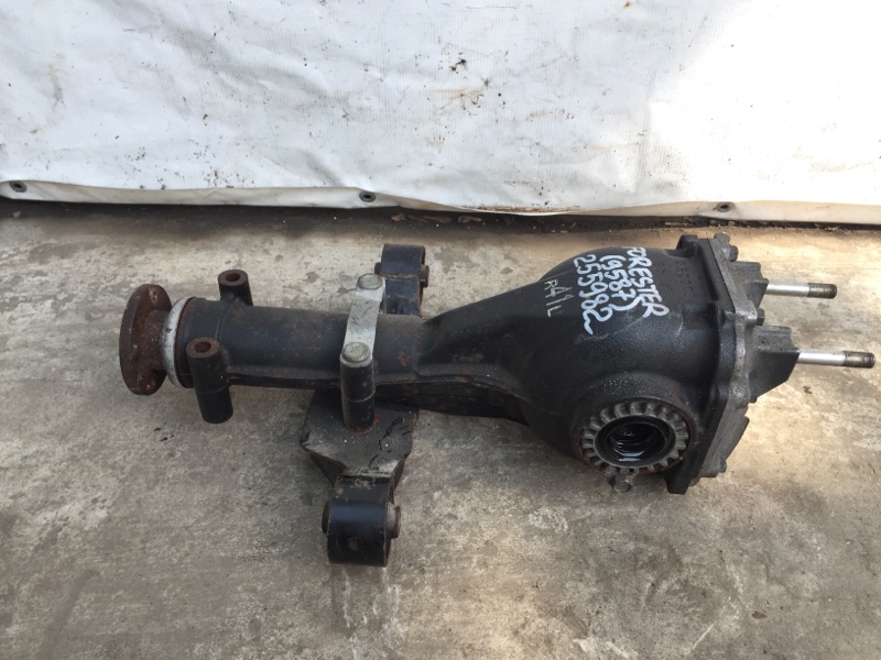 Редуктор задний FORESTER 12-19 2018 2.5