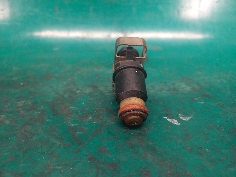 Форсунка топливная CIVIC ES 00-05 2001 Седан 1.6 D16W7