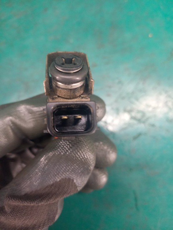 Форсунка топливная CIVIC ES 00-05 2001 Седан 1.6 D16W7