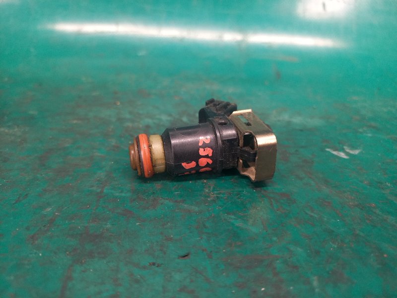 Форсунка топливная CIVIC ES 00-05 2001 Седан 1.6 D16W7