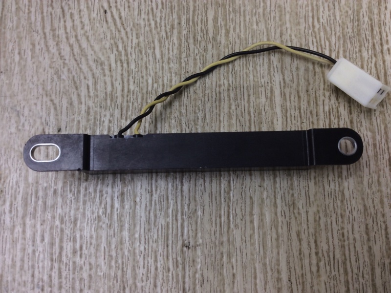 Антенна передняя левая MAZDA CX-9 06-16 3.7 CA