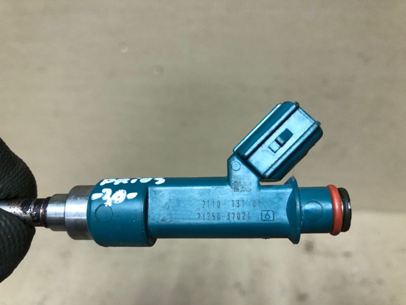 Форсунка топливная PRIUS - 30 09-17 ZVW30 Форсунка топливная PRIUS - 30 09-17 ZVW30