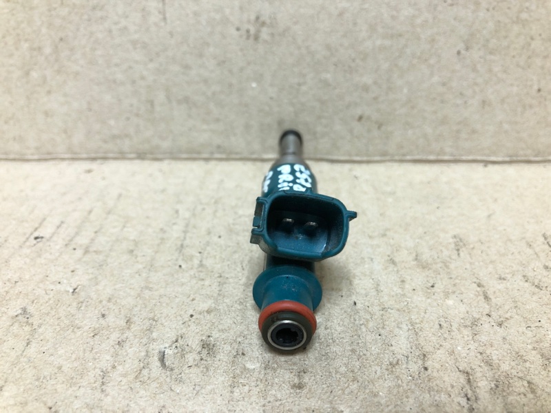 Форсунка топливная PRIUS - 30 09-17 ZVW30 Форсунка топливная PRIUS - 30 09-17 ZVW30