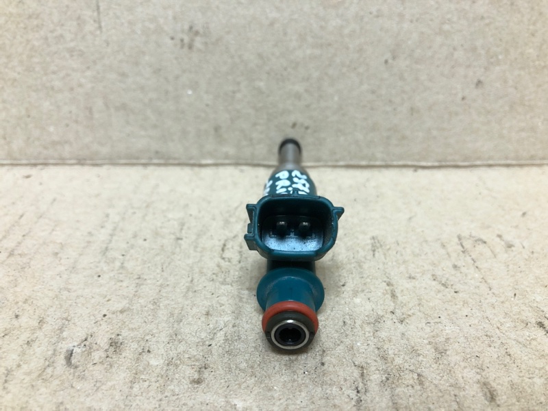 Форсунка топливная PRIUS - 30 09-17 ZVW30 Форсунка топливная PRIUS - 30 09-17 ZVW30