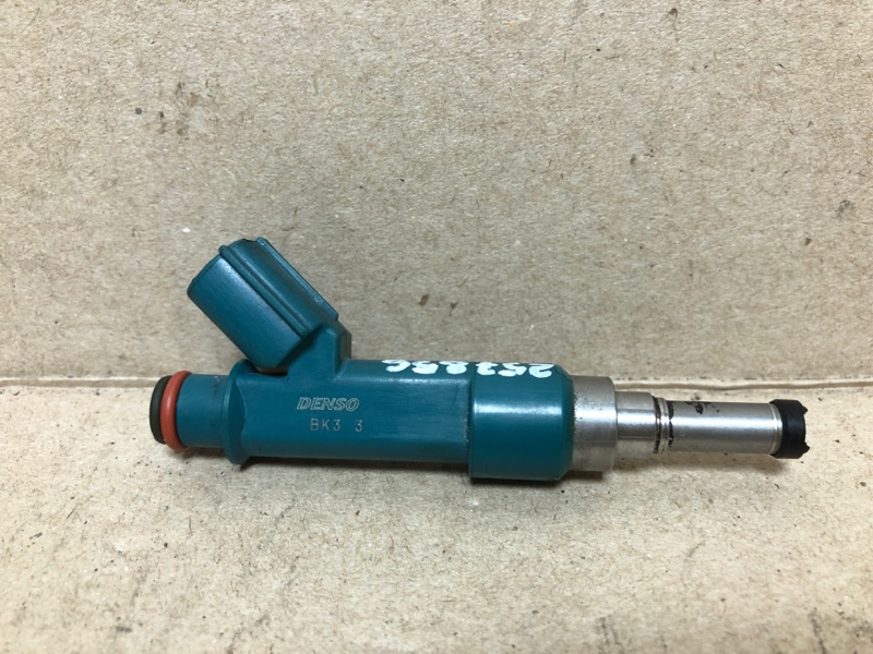 Форсунка топливная TOYOTA PRIUS - 30 09-17 ZVW30 Форсунка топливная TOYOTA PRIUS - 30 09-17 ZVW30