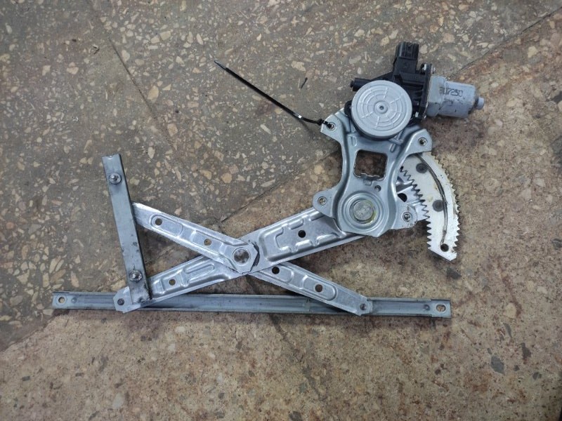 Стеклоподъемник задний правый OUTLANDER GF 12- 2013 Внедорожник 2.4