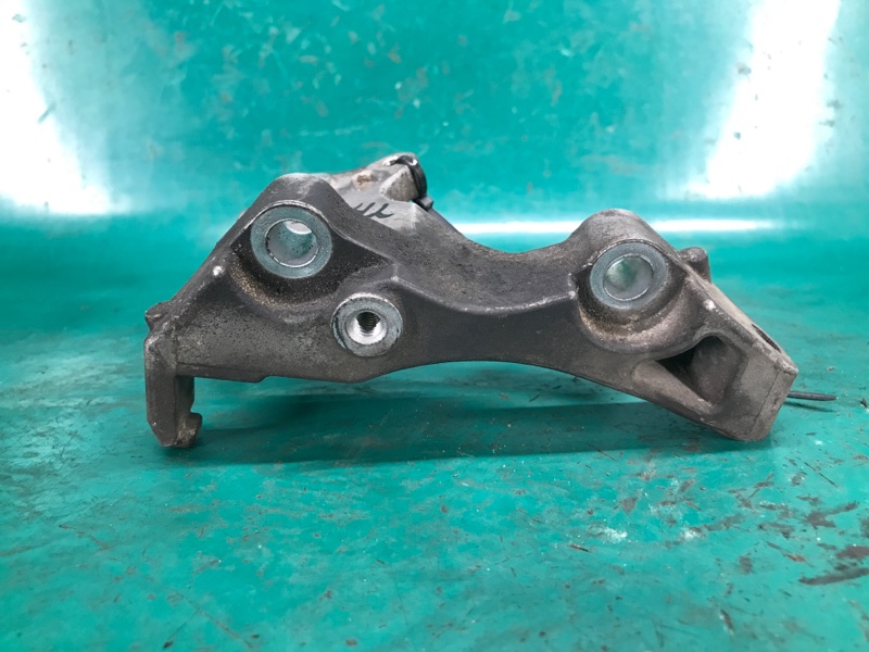 Кронштейн компрессора кондиционера M35/M45 04-10 2008 Седан 3.5 VQ35DE