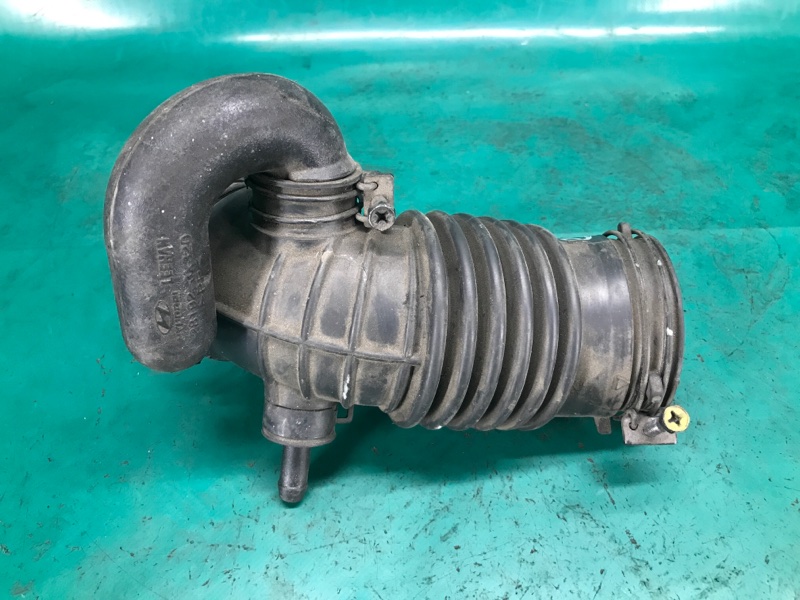 Патрубок воздушного фильтра HYUNDAI ELANTRA MD 10-15 2014 Седан 1.8 G4NB 281403X520 Б/У