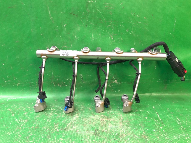 Топливная рейка CHEVROLET EQUINOX 17- 2021 1.5 LYX 12662385 Б/У