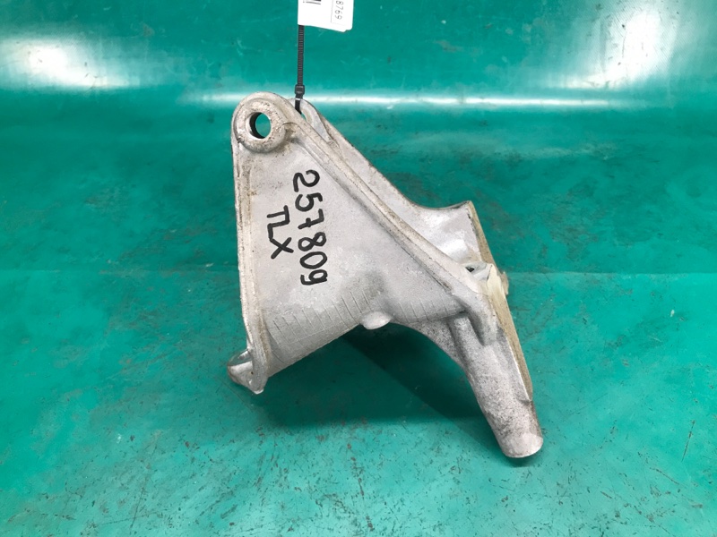 Кронштейн опоры двигателя задний ACURA TLX 14-17 2016 Седан 2.4L 4 50610-TZ4-A01 Б/У