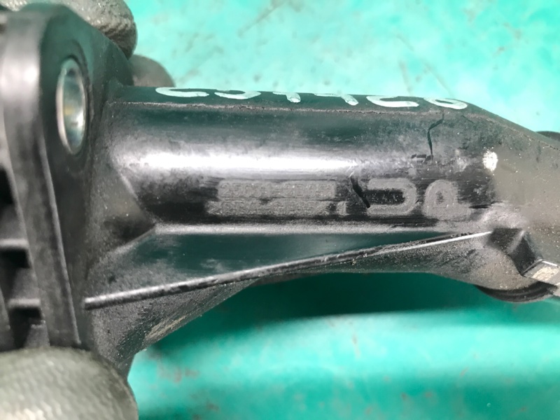 Крышка термостата ELANTRA MD 10-15 2014 Седан 1.8 G4NB Крышка термостата ELANTRA MD 10-15 2014 Седан 1.8 G4NB