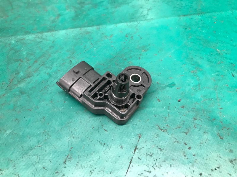 Запчасть датчик абсолютного давления (map sensor) FORD FUSION 14- 2015 Седан C15HDTX BV6Z-9F479-A Б/У Датчик абсолютного давления (MAP sensor) FORD FUSION 14- 2015 Седан C15HDTX BV6Z-9F479-A Б/У