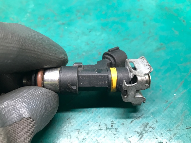 Форсунка топливная M35/M45 04-10 2008 Седан 3.5 VQ35DE Форсунка топливная M35/M45 04-10 2008 Седан 3.5 VQ35DE