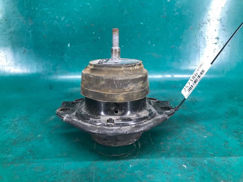 Запчасть подушка двигателя правая JEEP GRAND CHEROKEE 11-22 2013 Внедорожник 5.7 68110951AB Б/У Подушка двигателя правая JEEP GRAND CHEROKEE 11-22 2013 Внедорожник 5.7 68110951AB Б/У