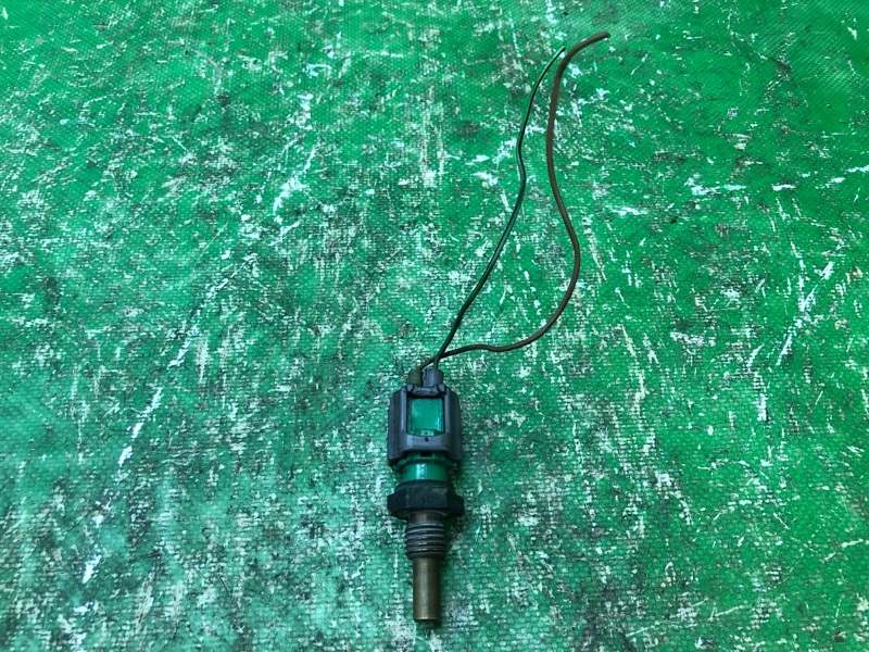 Датчик температуры охлаждающей жидкости LEXUS ES300 96-01 1998 MCV20 3.0 1MZFE 8942833020 Б/У