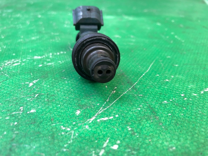 Форсунка топливная ES300 96-01 1998 MCV20 3.0 1MZFE