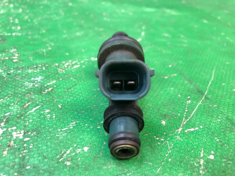 Форсунка топливная ES300 96-01 1998 MCV20 3.0 1MZFE